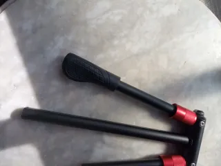 Manillar plegable de patín eléctrico