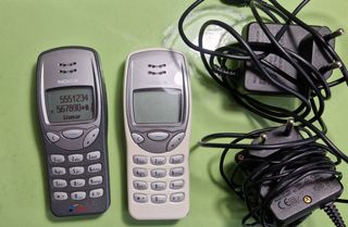 2 Nokia 3210 originales