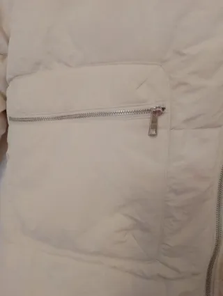 Abrigo acolchado Zara beige