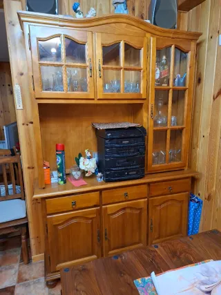 Alacena de pino con 3 puertas