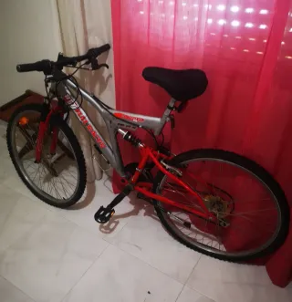 Bicicleta Full Suspension