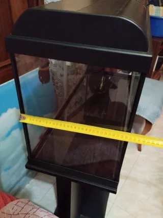 Acuario 100L con mesa