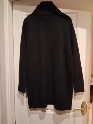 Vestido de punto negro