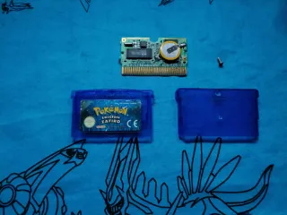 Game Boy Advance + Pokémon Zafiro + Rayman 3