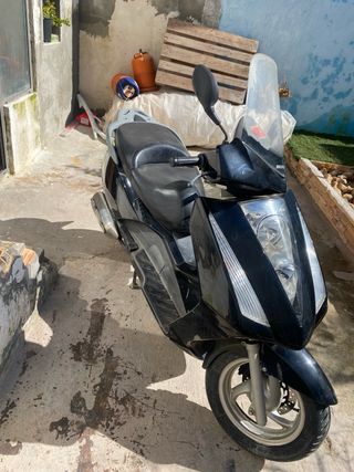 Honda Pantheon 125 Scooter Negra Automática
