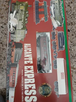 Tren Alicante Express antiguo como nuevo