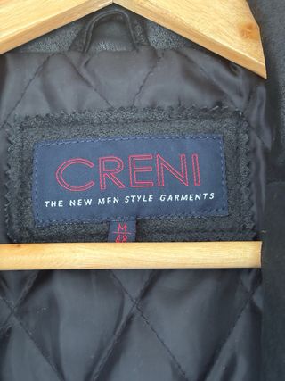 Chaqueta de piel negra