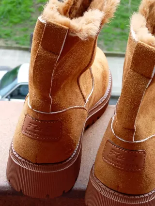 Botines marrones nuevos