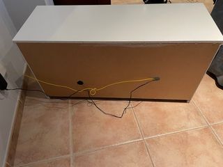 Mueble TV blanco con cristal y cajón
