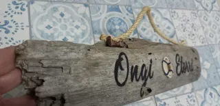 Letrero Ongi Etorri Madera Flotante