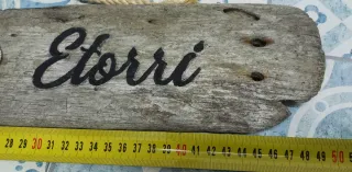 Letrero Ongi Etorri Madera Flotante