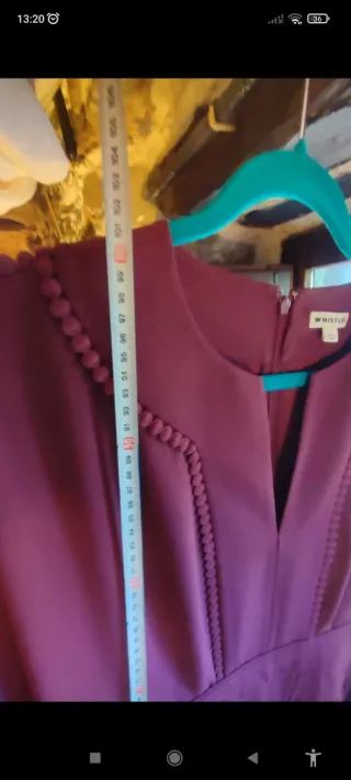 Precioso vestido de la marca WHISTLES, en color gr