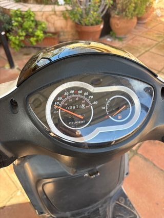 Peugeot Tweet Blanca Automática