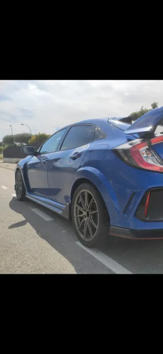 Llantas Vertini RF1.1 18 + Federal 595 RS-R