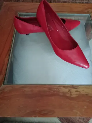 Zapatos de piel rojos mujer