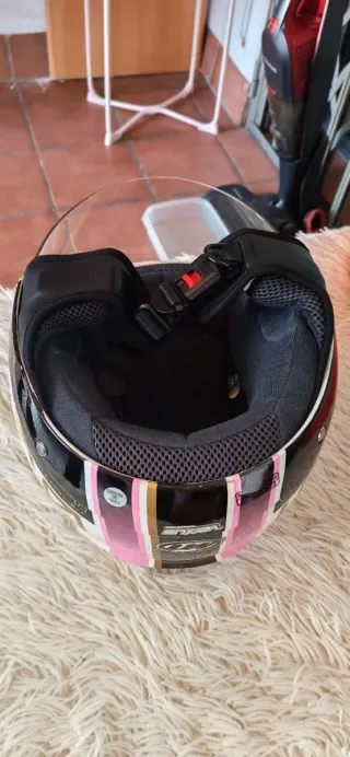 PARA ESTRENAR!Casco de moto MT Helmets con funda