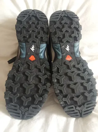 Zapatillas de montaña Quechua Talla 42