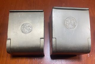 2 Ceniceros antiguos de tren