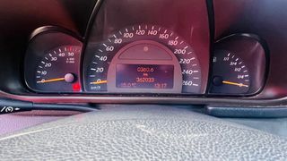 Mercedes-Benz 220 CDI 2004