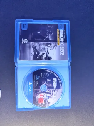 Pack Juegos PS4: FC 24, FIFA 20, God of War, R6.