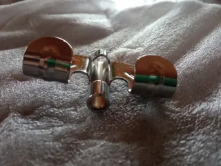 Garra de Batería Cromada