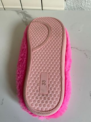 Zapatillas y botas de agua