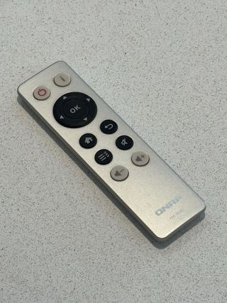 NAS QNAP TA-253A - 16GB RAM - Sin discos