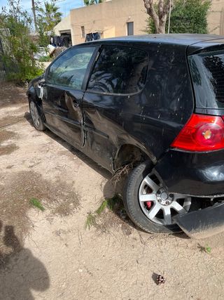 Volkswagen Golf 2004