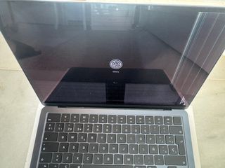 MacBook Air M2 13'' Medianoche