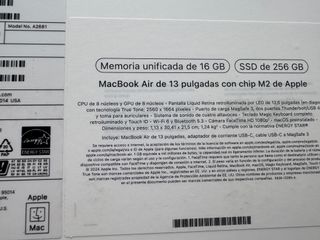 MacBook Air M2 13'' Medianoche