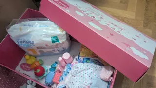 Bebé reborn y complementos (ver más en mi perfil)