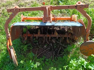 Rotovator para mini tractor (a reparar)