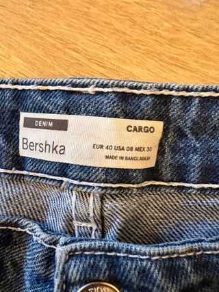 Pantalones cargo Bershka verde talla L