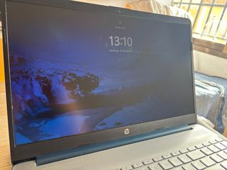HP Ordenador Portátil i7