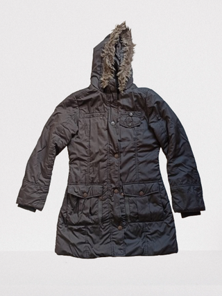 Parka Stradivarius capucha pelo Talla M