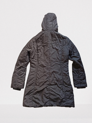 Parka Stradivarius capucha pelo Talla M