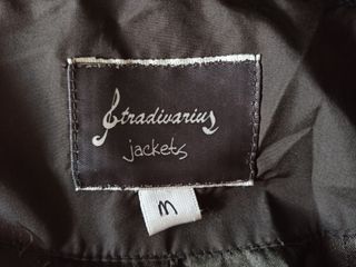 Parka Stradivarius capucha pelo Talla M