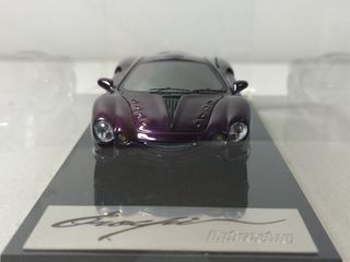 Mitsuoka Orochi de 2007 a escala 1/43 (HPI-Racing)