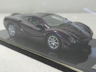 Mitsuoka Orochi de 2007 a escala 1/43 (HPI-Racing)