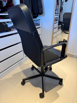 Silla de oficina IKEA RENBERGET Negra