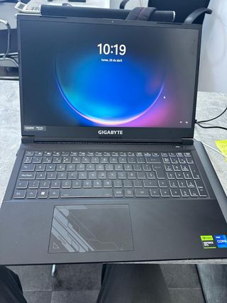 Portátil Gaming GIGABYTE G5 KF 2024 15.6 FHD