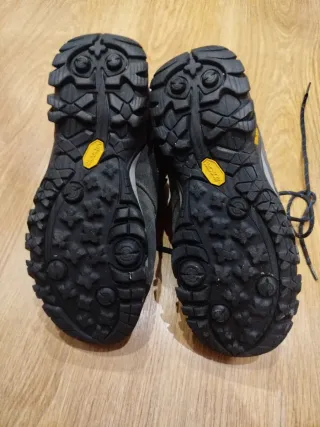 Botas de montaña hombre talla 42