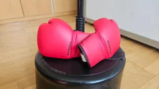 Kit Boxeo Infantil: Punchingball + Guantes Rojos