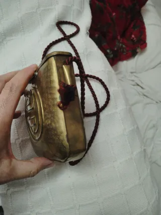 Bolso metálico cobre banda música militar
