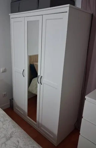 Armario SONGESAND Blanco con Espejo