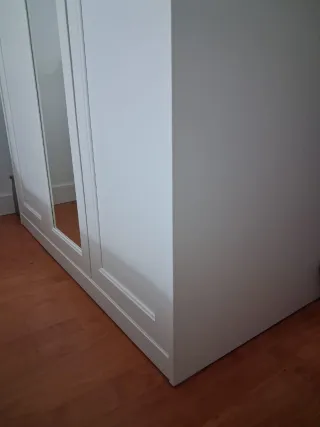 Armario SONGESAND Blanco con Espejo