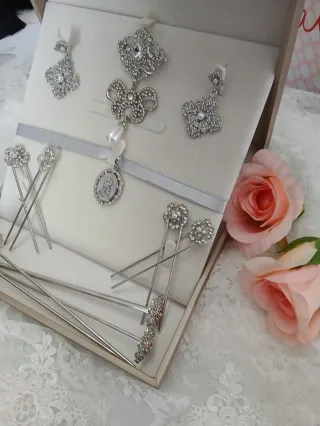 Aderezo Fallera Niña Plata Medalla Virgen Nácar