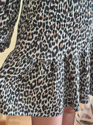 Vestido corto estampado leopardo
