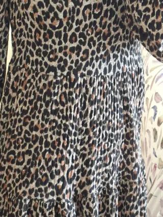 Vestido corto estampado leopardo