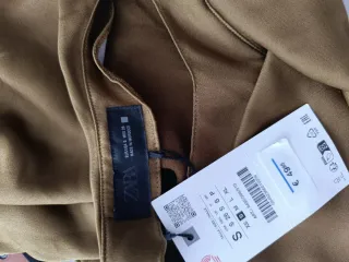 Vestido midi satinado zara